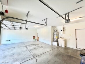 Building Photo - 18 Blue Valley Dr Building Photo - 18 Blue Valley Dr