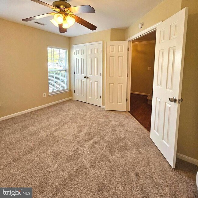 Building Photo - 20992 Kittanning Ln