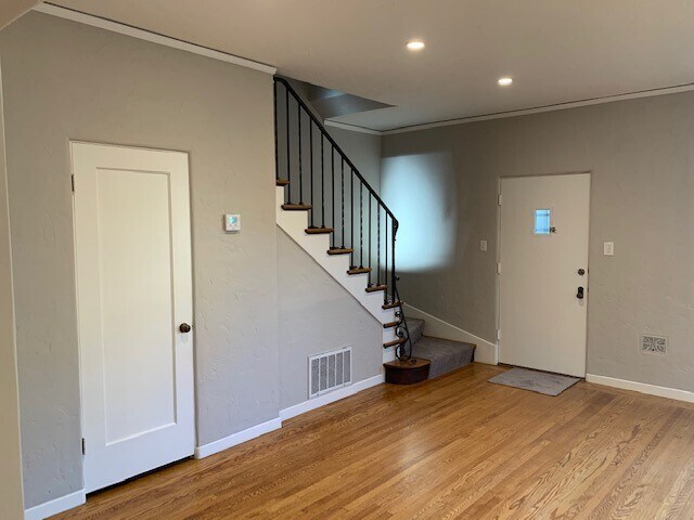 Living Room - 132 Dartmouth Rd