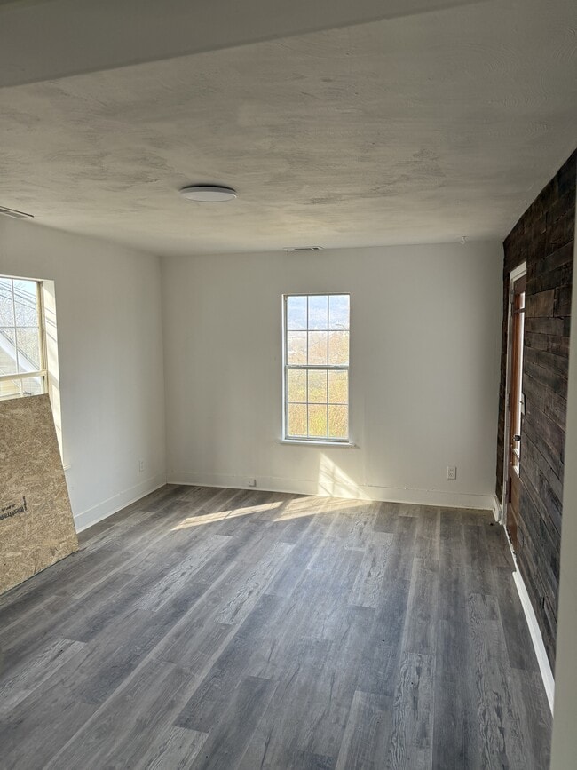 Building Photo - 3902 14th Ave