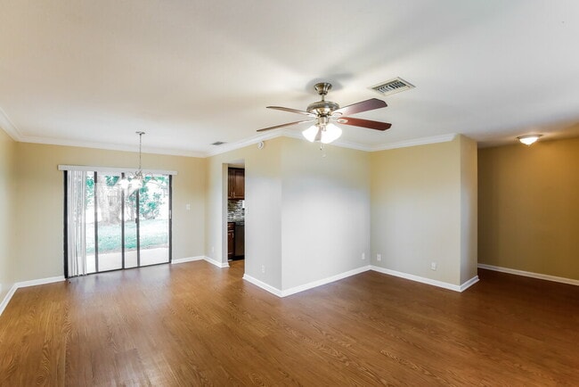 Building Photo - 3010 NW 53rd Terrace
