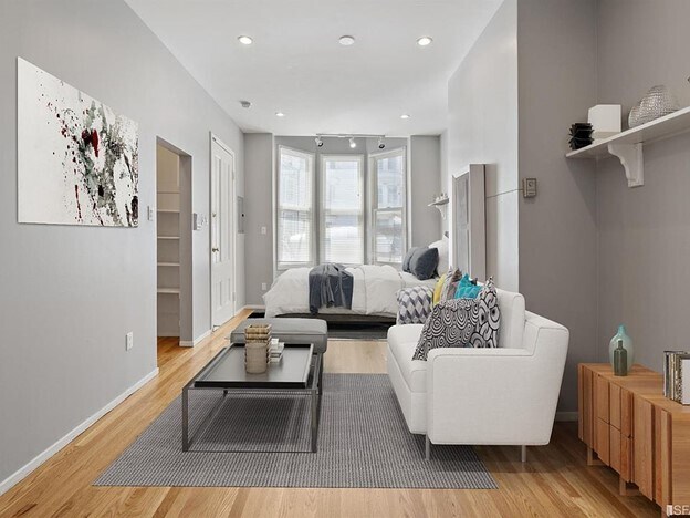 Living Area - 325 Castro St