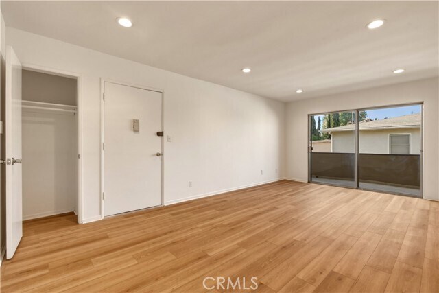 Foto del edificio - 6140 Whitsett Ave