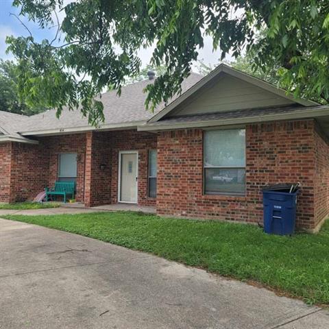 Foto principal - 404 S Clay St