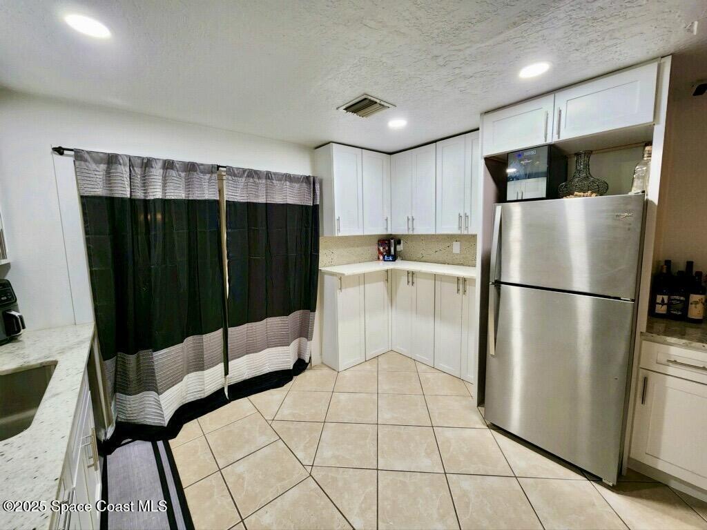 Foto del edificio - 1228 E Azalea Ct