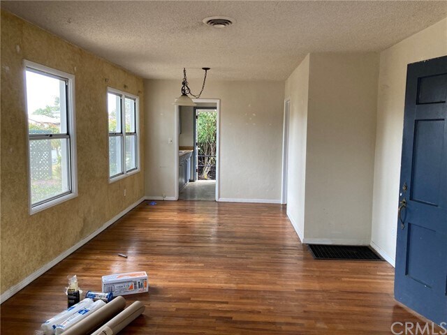 Foto del edificio - 875 Catalina Blvd