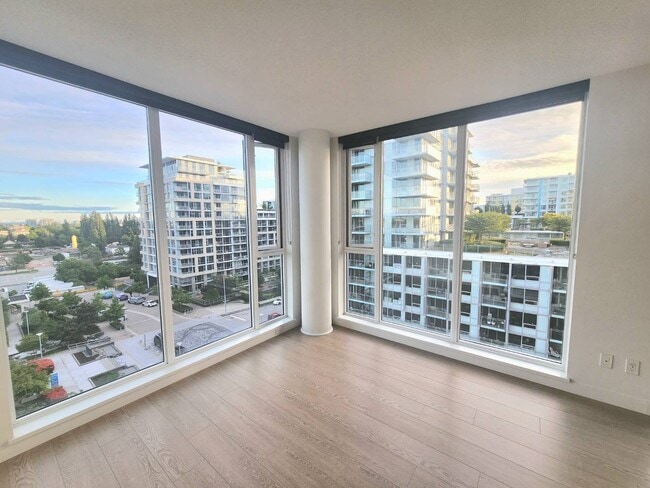 Photo du bâtiment - 1103-8988 Patterson