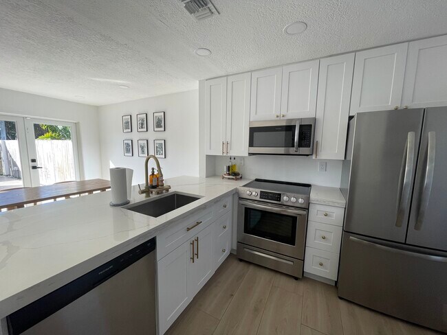 Foto del edificio - 10916 SW 75th Ter