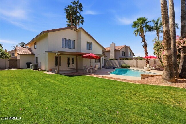 Foto del edificio - 9012 E Sutton Dr