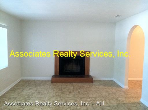 Building Photo - 5015 NW 41st St