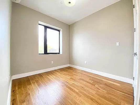 Building Photo - 2 bedroom in Bronx NY 10452