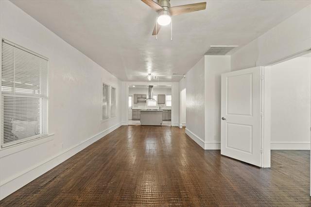 Foto del edificio - 929 S Rosemont Ave