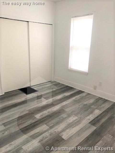 Building Photo - Malden Center 2 Bedroom - Granite - Dishwa...