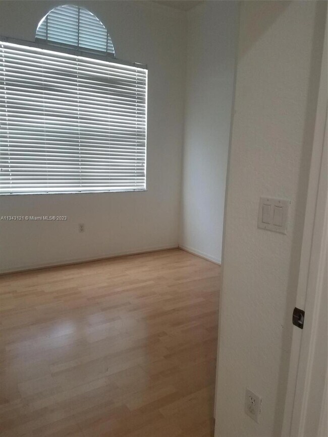 Foto del edificio - 23831 SW 109th Pl