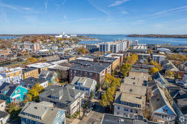 Aerial Photo - 39-41 Harbor St