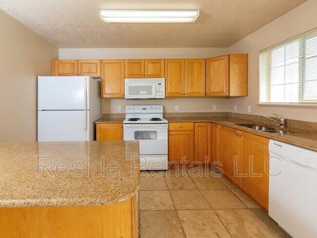 Foto del edificio - 1754 N 500 W