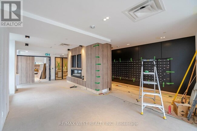 Building Photo - 335 Wheat Boom Dr.