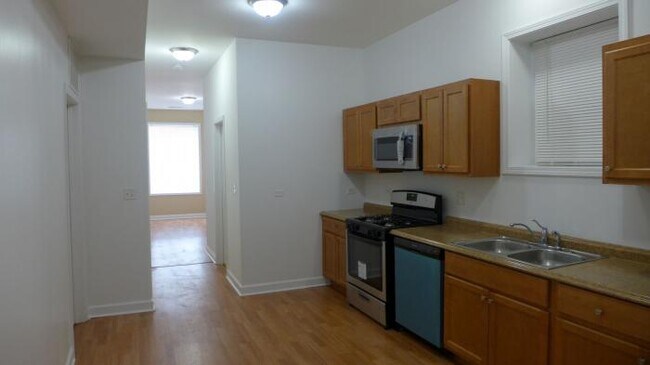 Foto del edificio - 2 bedroom in Cicero IL 60804