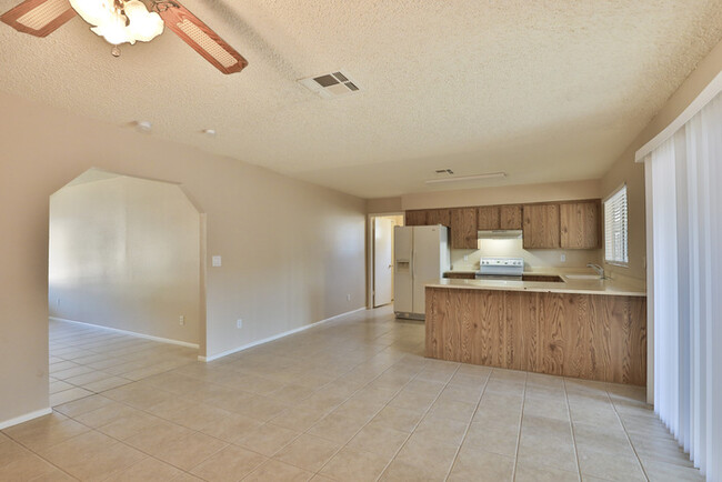Building Photo - 1127 W Jacinto Circle, Mesa, Az.