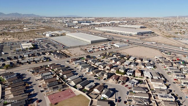 Building Photo - 11145 Eleanor Coldwell Ln