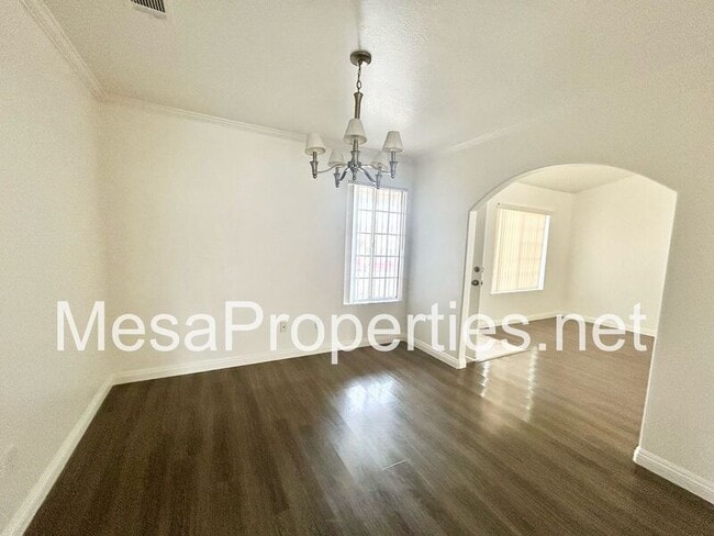 Building Photo - 12323 Honeybear Ln