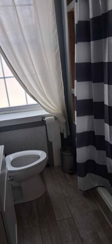 Foto del edificio - 204 Main St