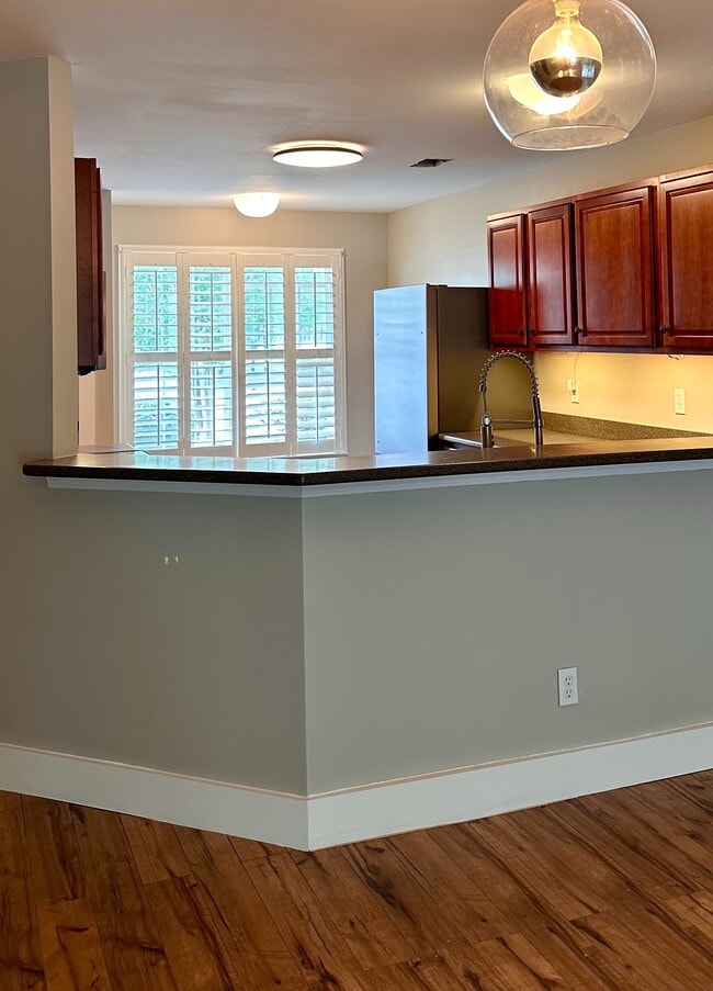 Foto del edificio - Charming 2-Bedroom Townhome in 'The Commons', Hanahan, S.C.