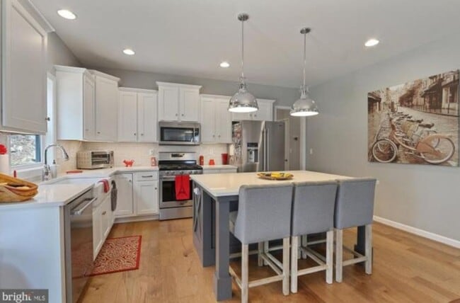Building Photo - 118 Stone Arch Dr