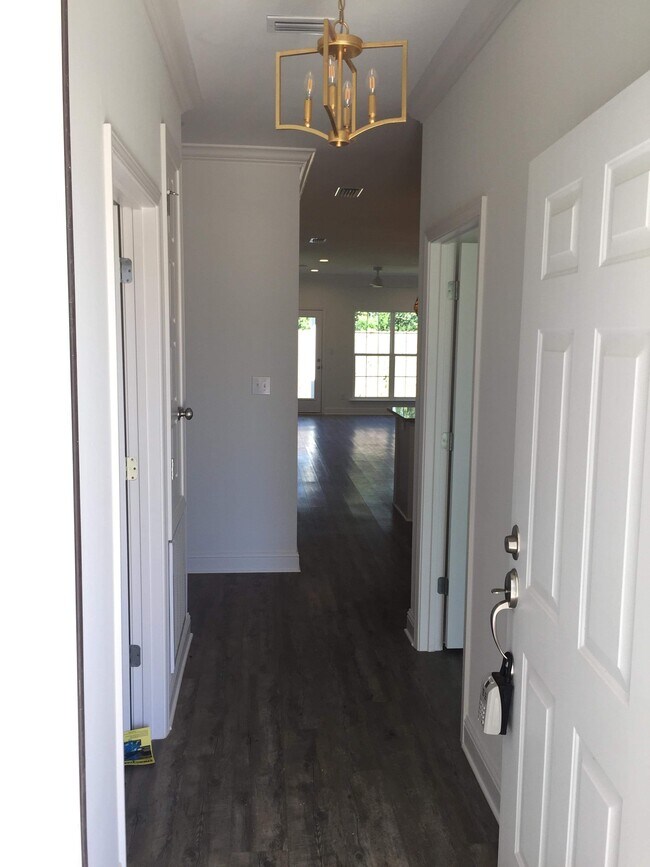 Foto del edificio - 2651 S Juniper St