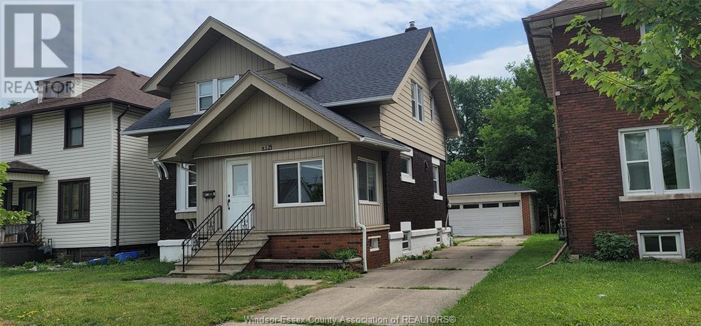 Primary Photo - 452 Campbell Ave