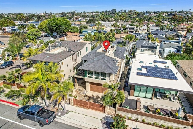 Building Photo - 323 Neptune Ave