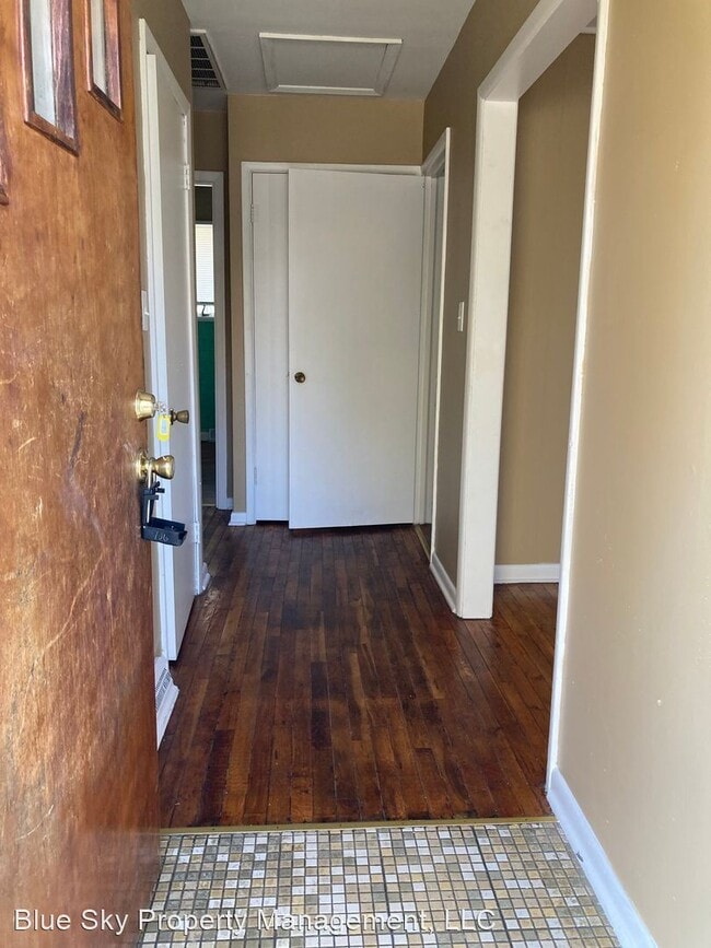 Building Photo - 3 br, 1 bath House - 801 S. Ribble Ave.