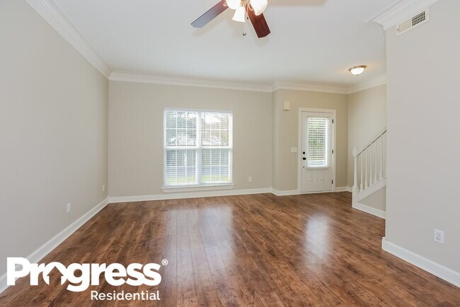 Foto del edificio - 145 Summerlake Pl