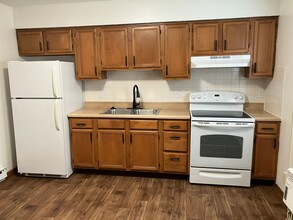 Building Photo - 1205 Bunker Hill Ct