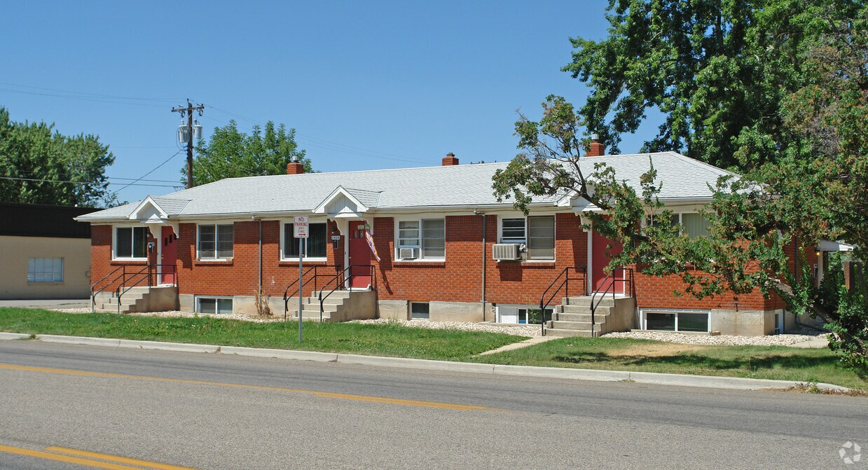 Foto del edificio - 2402-2410 W Overland Rd