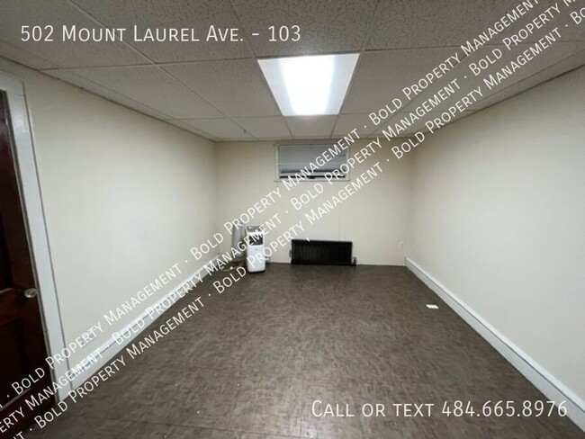 Building Photo - 502 Mount Laurel Rd