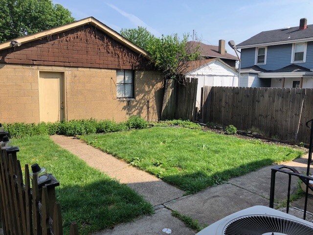 Photo - 7137 Michigan St House