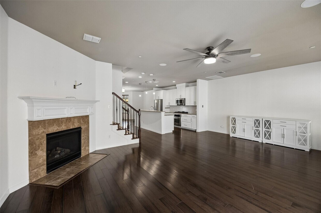 Building Photo - 3895 Asbury Ln