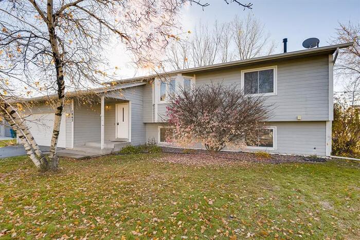 Primary Photo - 1862 Prairie Drive, Centerville, MN, 55038