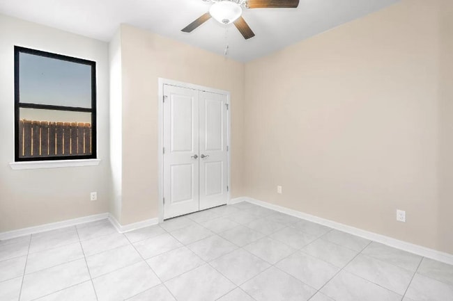 Foto del edificio - 10308 N 13th St