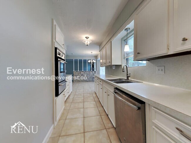 Foto del edificio - 10223 Sageaspen Ln