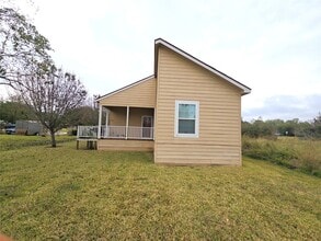 Building Photo - 2607 Virginia Ave