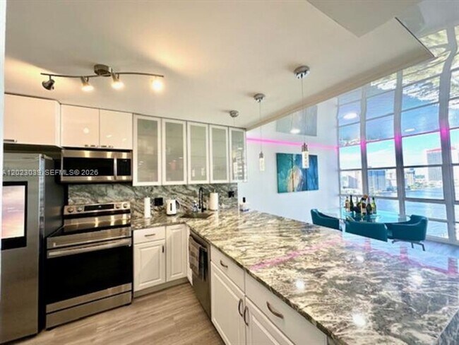 Photo - 2017 S Ocean Dr Apartment