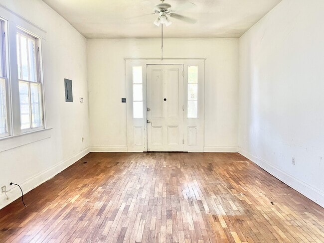 Photo - 1955 Kentucky St House