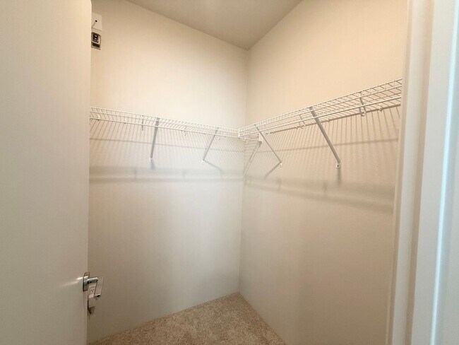 Foto del edificio - MOVE IN READY! 1 Bd, 1 Ba in Kaikea At Ho'opili