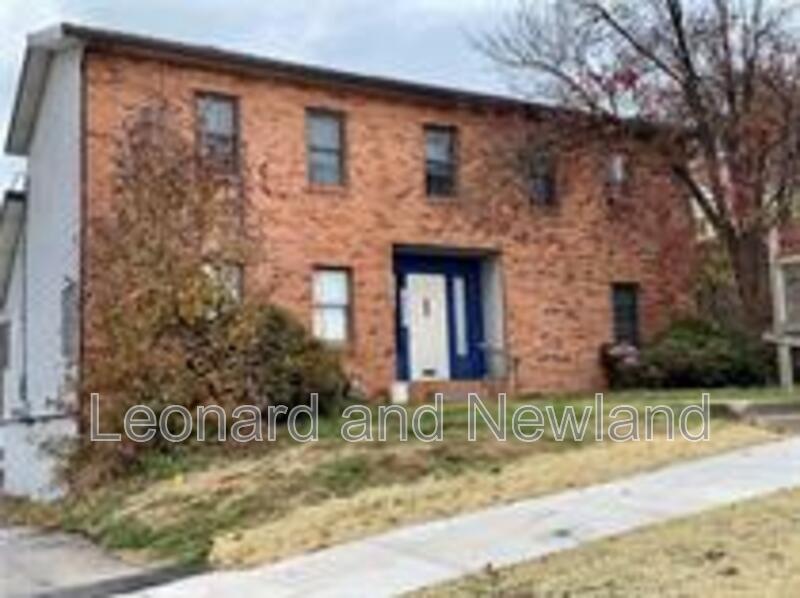 Primary Photo - 1203 Steubenville Ave