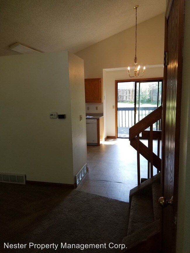 Foto del edificio - 4 br, 3 bath House - 115 Monk St.
