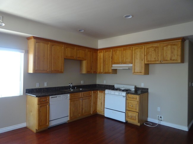 Building Photo - 5643 Tilden Ave