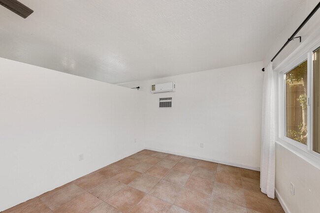Foto del edificio - 38501 Bel Air Dr