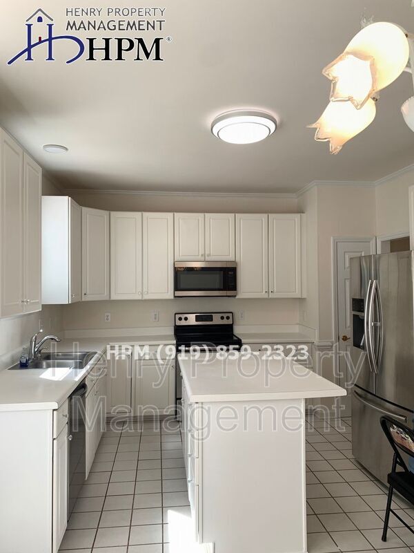 200 Arlington Ridge, Cary, NC 27513 House for Rent in